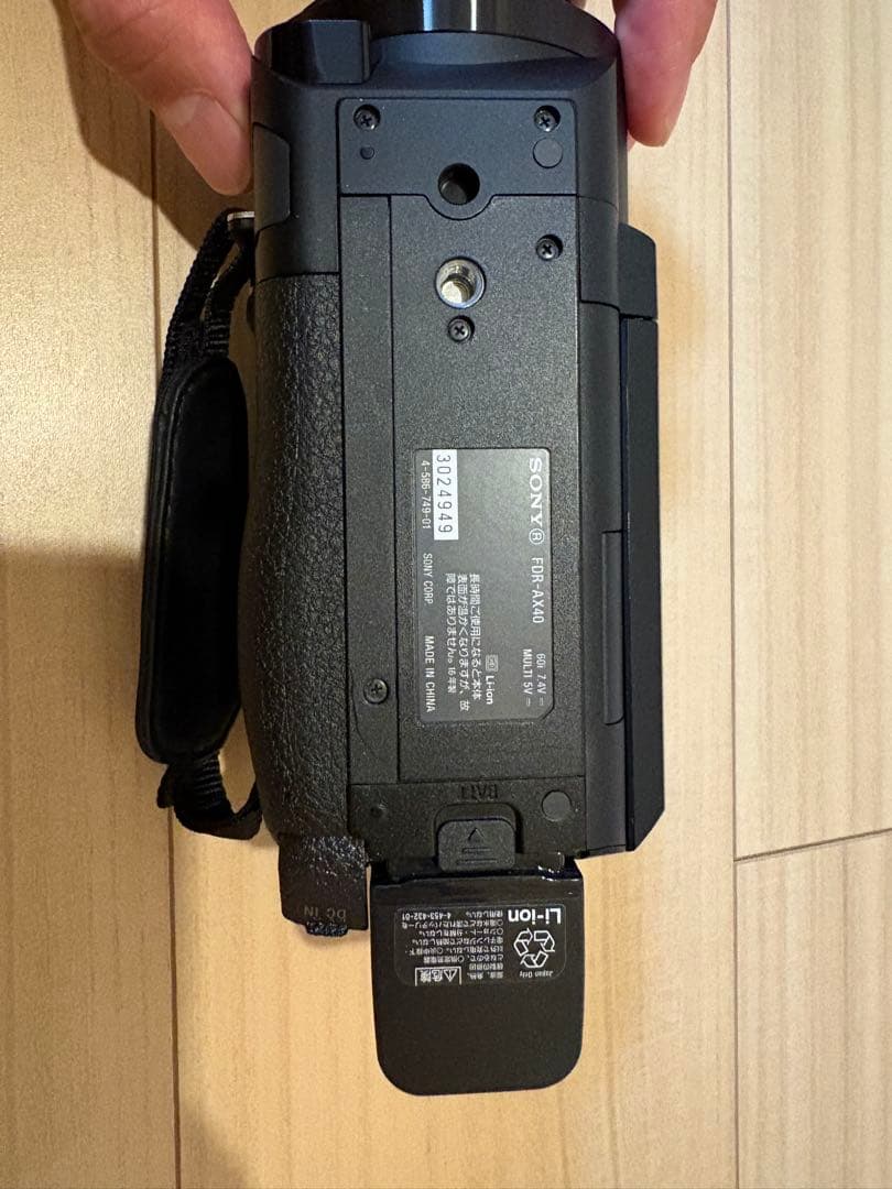 【訳あり】FDR-AX40 4K ビデオカメラ本体と付属品　　※ピンボケ不良