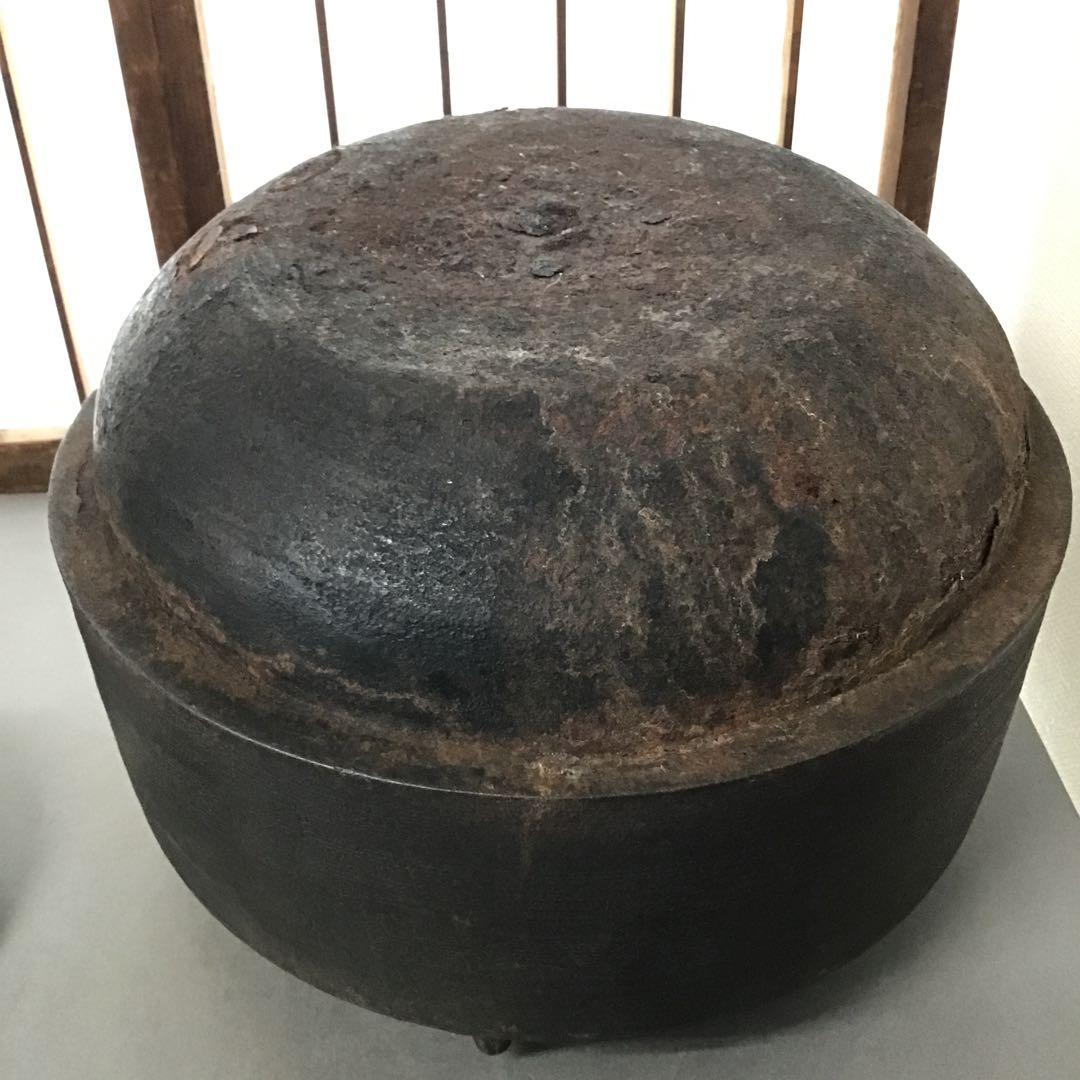 骨董品　茶道具　肩衝釜　蓋つまみ装飾豪華￼ 昭和36年以前の品　共箱　S80KK