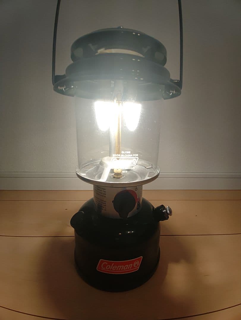 で*ん様 最終セール　廃盤品コールマン　美品　ノスタルジアランタン　LEDランタ