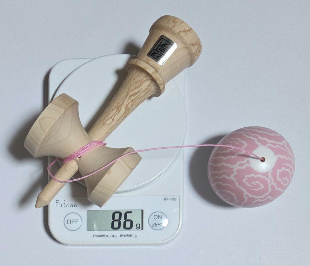 けん玉 Sweets Kendamas - LUZUMAKI - GLOAM
