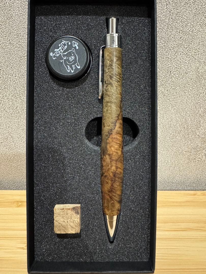 こぶた工房　極上 花梨瘤 赤青　木軸ボールペン