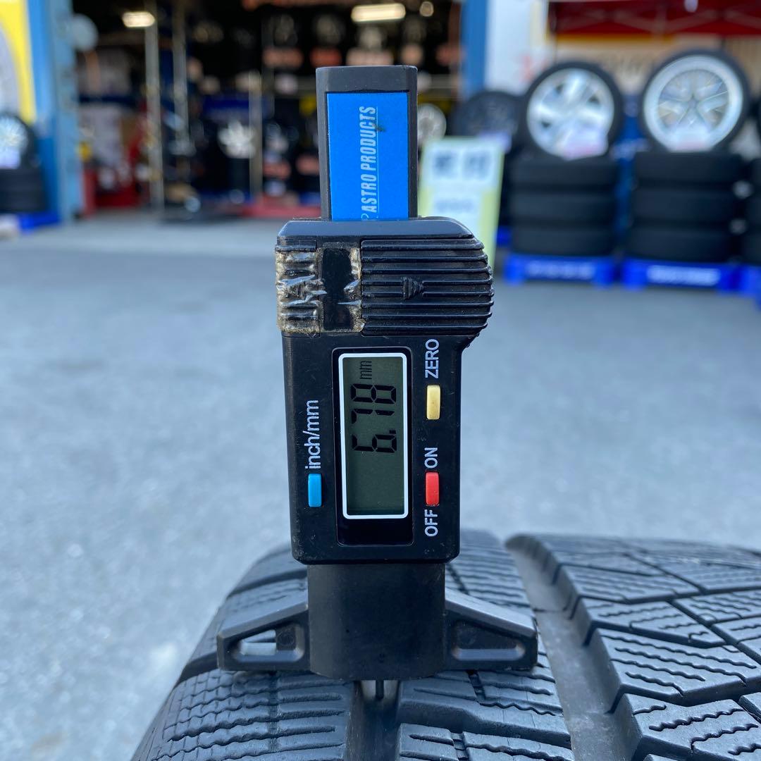 中古溝ありピレリスタッドレスセット215/60R16ヴェゼル、CX-3等