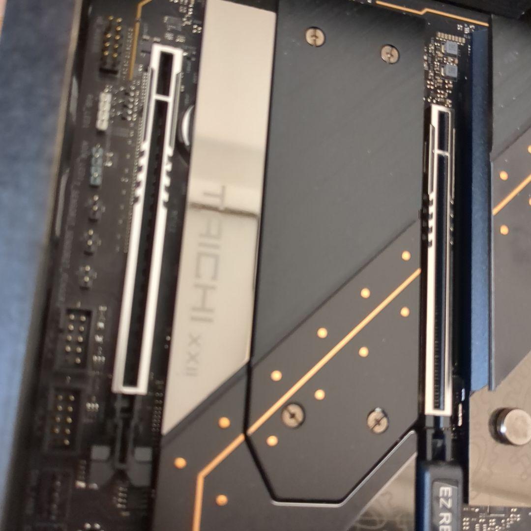 マザーボード ASRock X870E Taichi