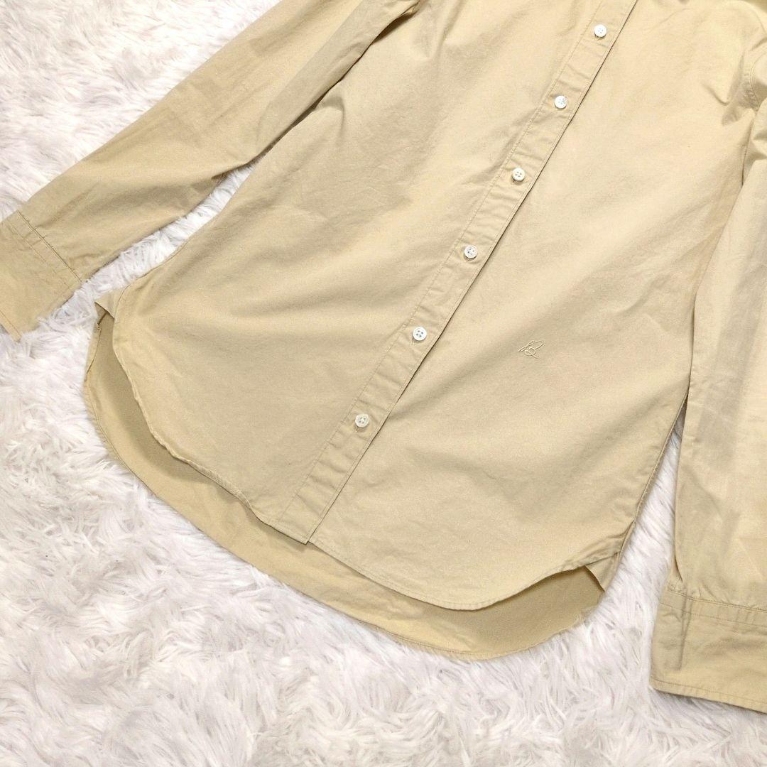 美品✨マディソンブルー マダムシャツ B刺繍 長袖 ベージュ 02