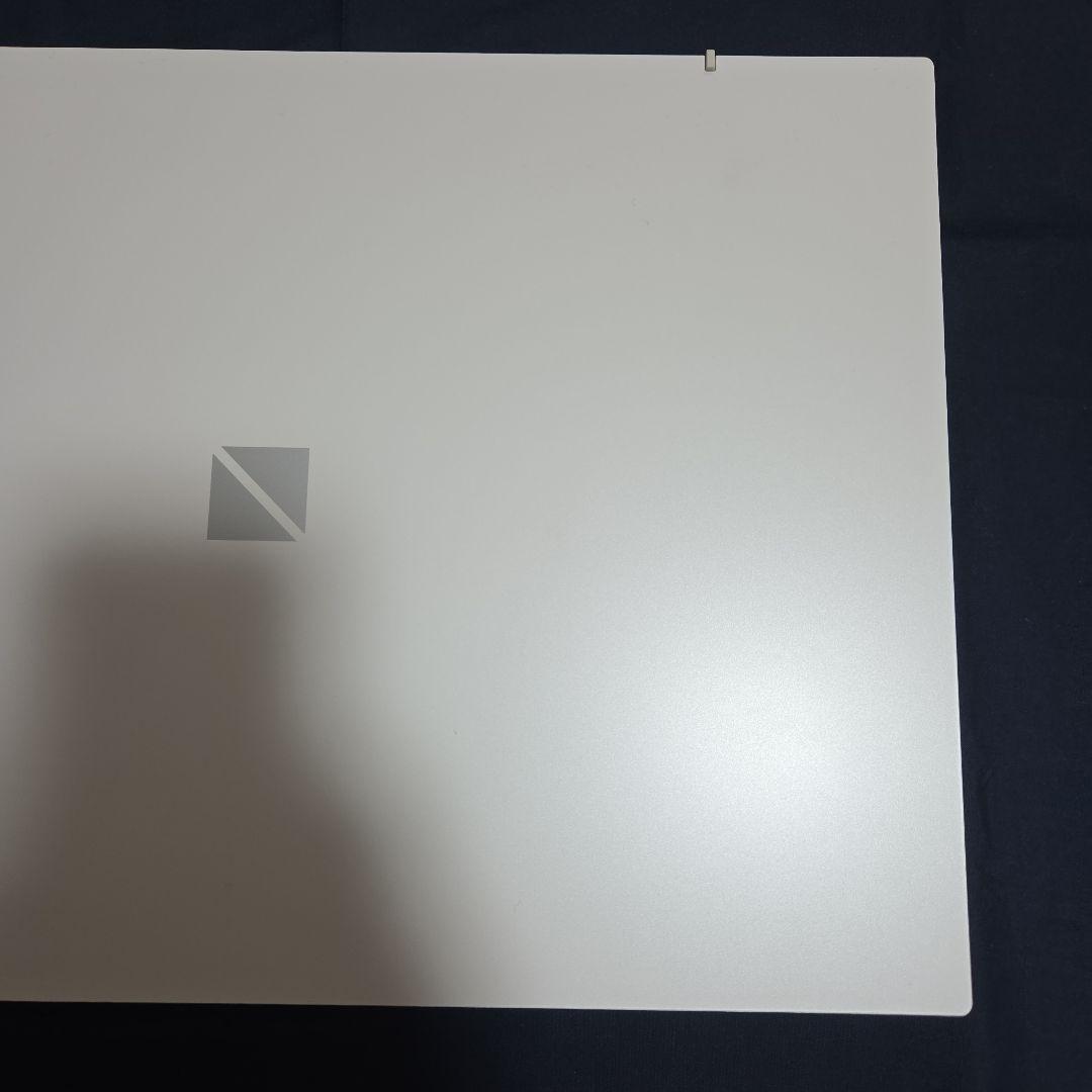 展示品　NEC LAVIE N15 PC-N155EJAW パールホワイト