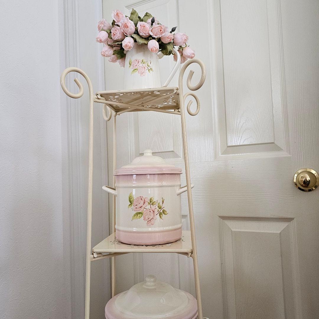 イマンimane ローズ4段ラック　飾り棚　ディスプレイ　アイアン　クリーム