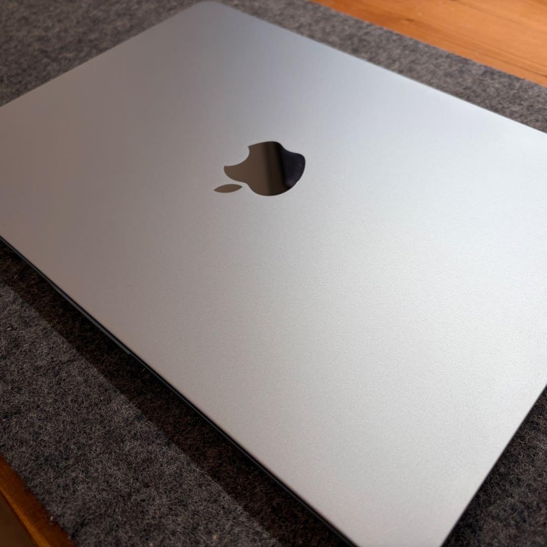 【完美品】MacBook Air 13インチ M4チップ 256GB