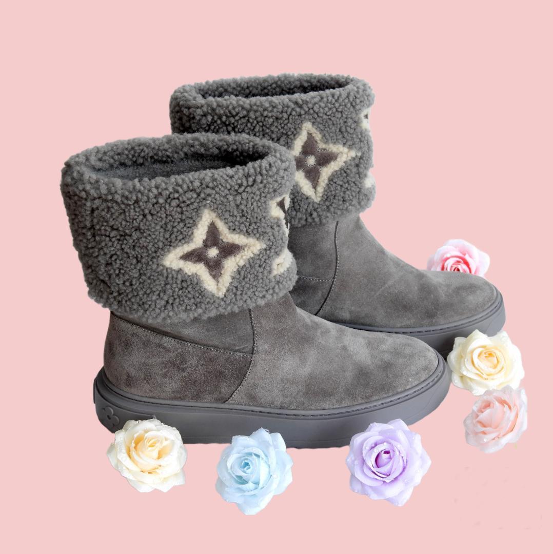 美品✨ ルイヴィトン モノグラム スノードロップライン ムートンブーツ　グレー