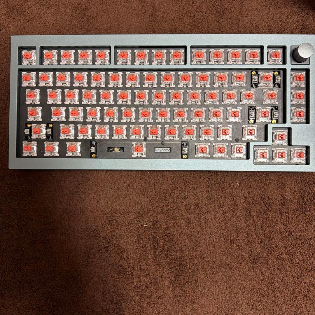 真*優様 Keychron Q1 pro knob 静音赤軸 US配列　換えキー