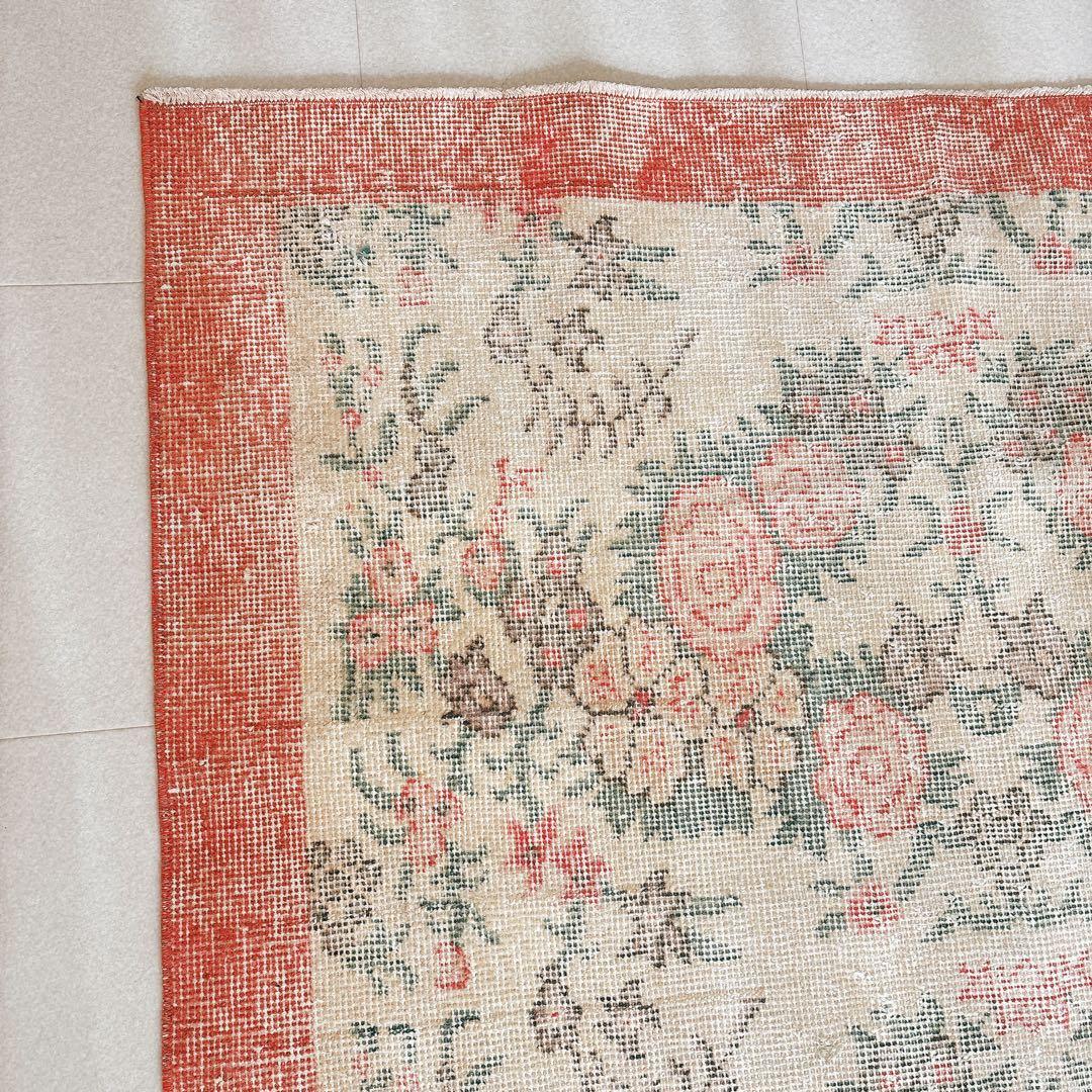 トルコ　ヴィンテージ ラグ　フローラル　ピンク