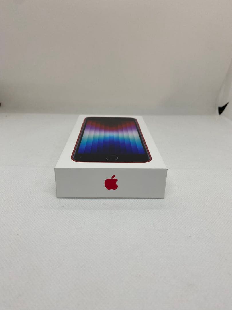 Iphone SE 第3世代 64GB.未開封品　76079