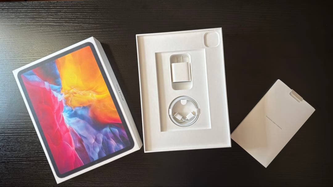 iPad Pro 11インチ (第2世代) 256GB WiFi + キーボード