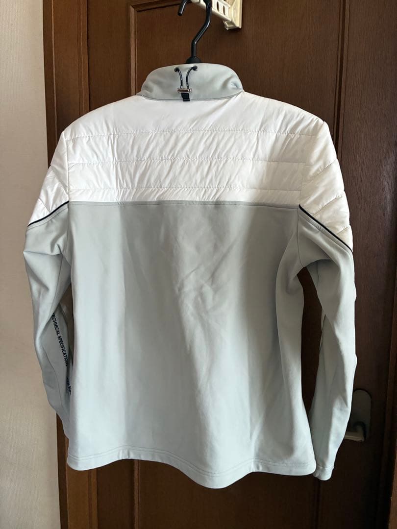 マークアンドロナ中綿ブルゾンキューブ社