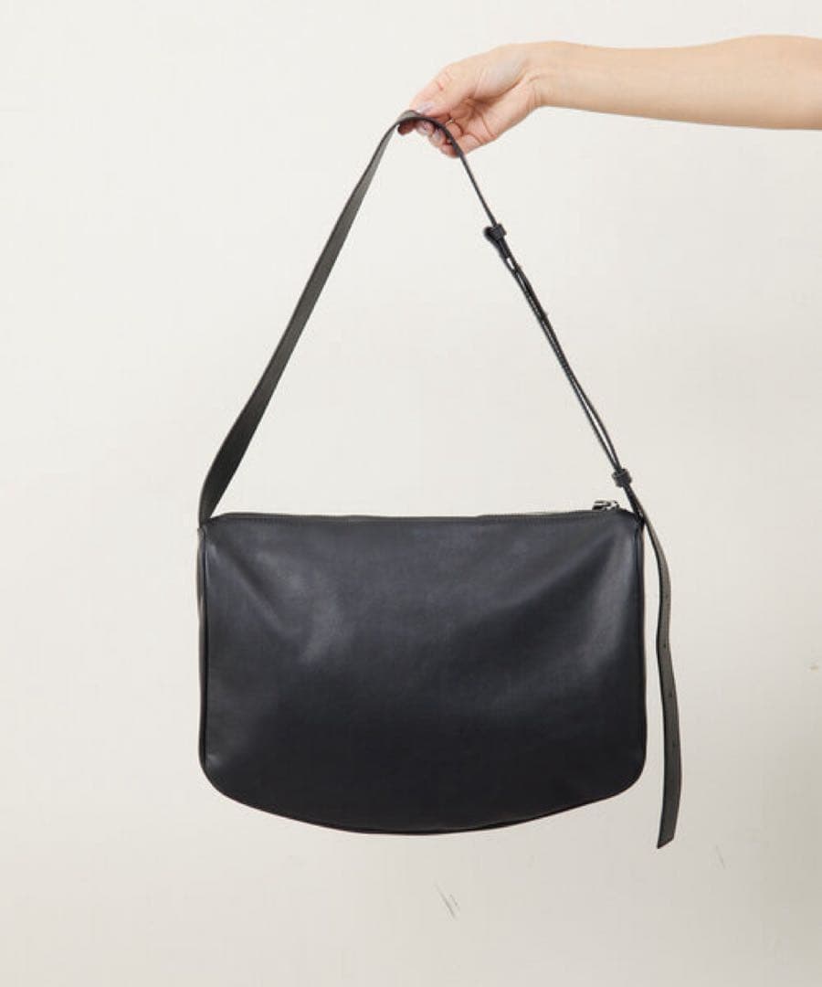 【ear PAPILLONNER】スワローマチ ショルダーバッグ　ブラック