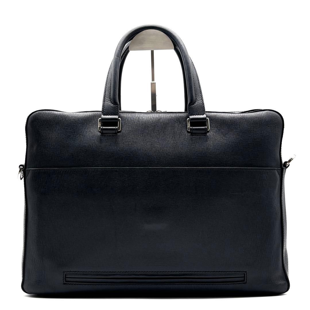 美品 サルヴァトーレフェラガモ 2way ビジネスバッグ 2層 レザー ネイビー
