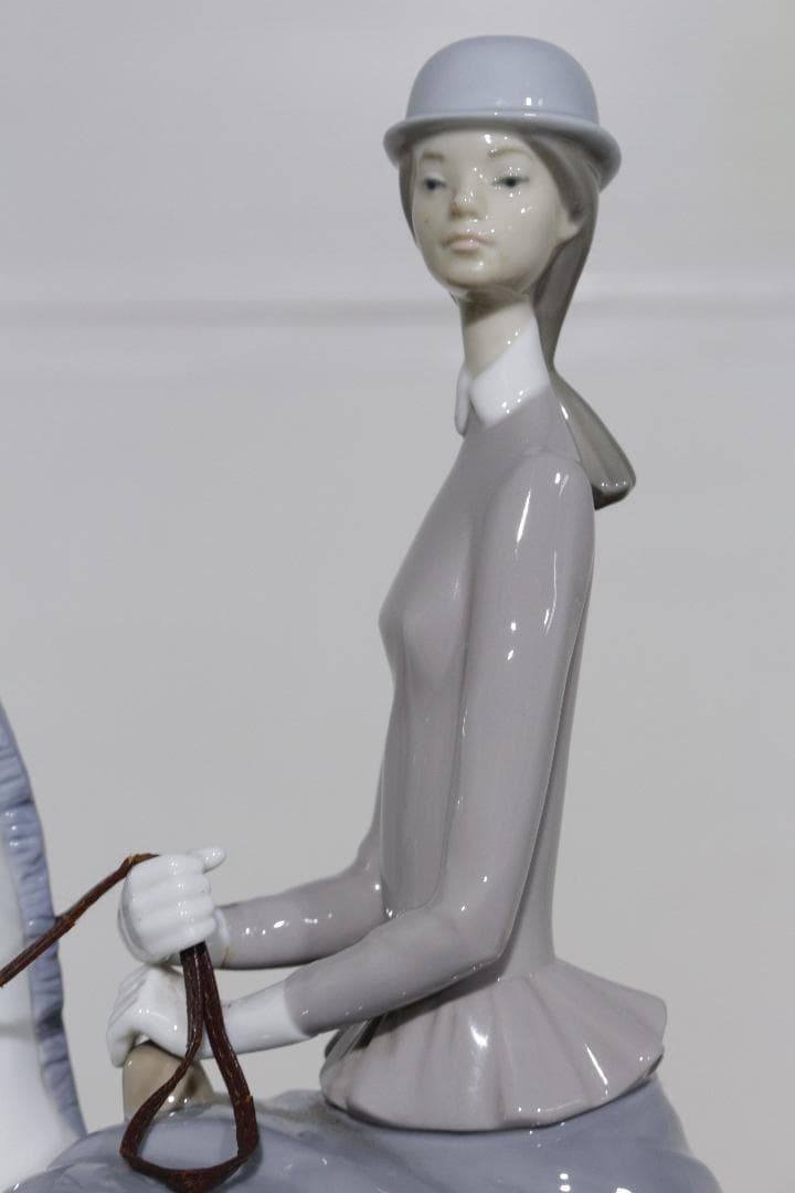 な*ん様 LLADROリヤドロ★白い馬の少女★20万★