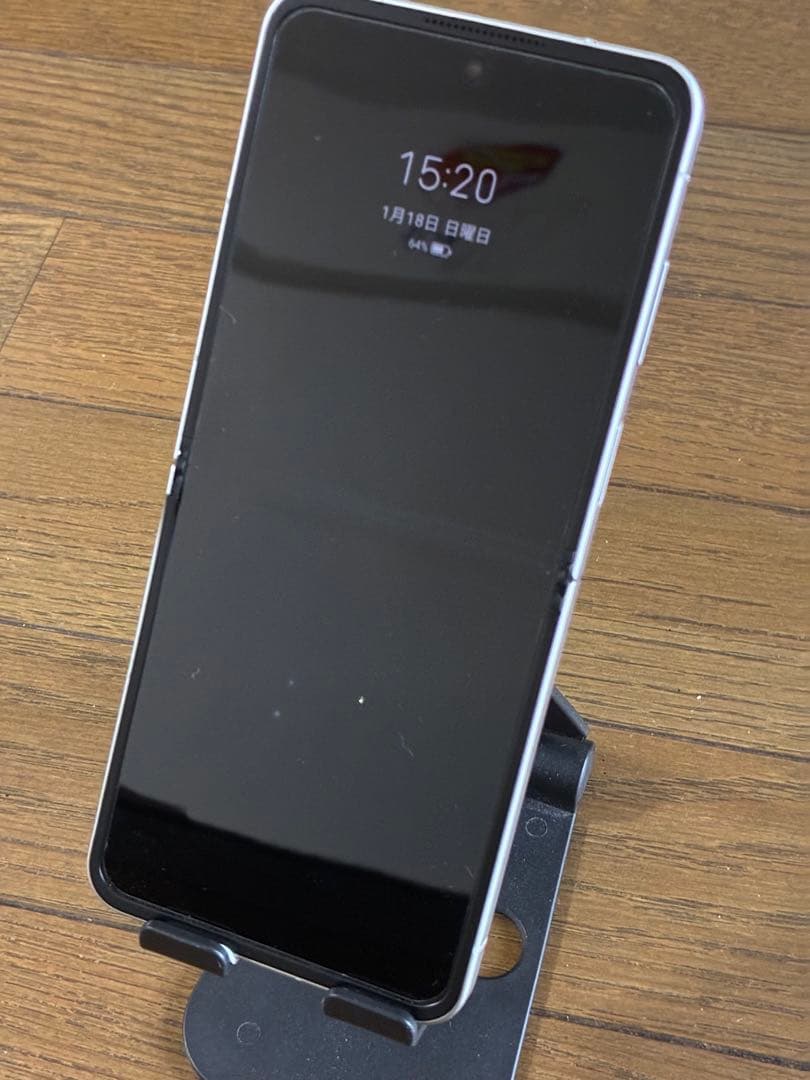libero flipホワイト A304ZT 画面傷有り