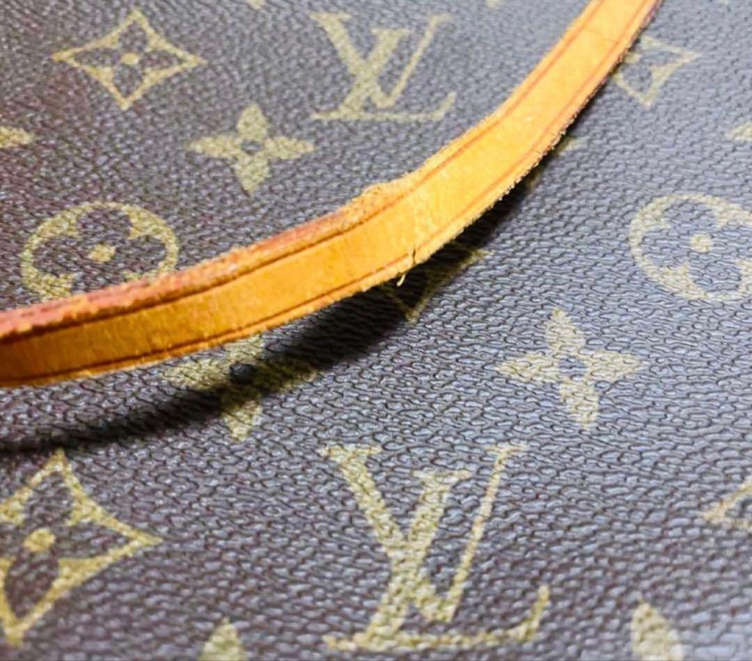 LOUIS VUITTON　ルイヴィトン　モノグラム　アクセサリーポーチ　バッグ