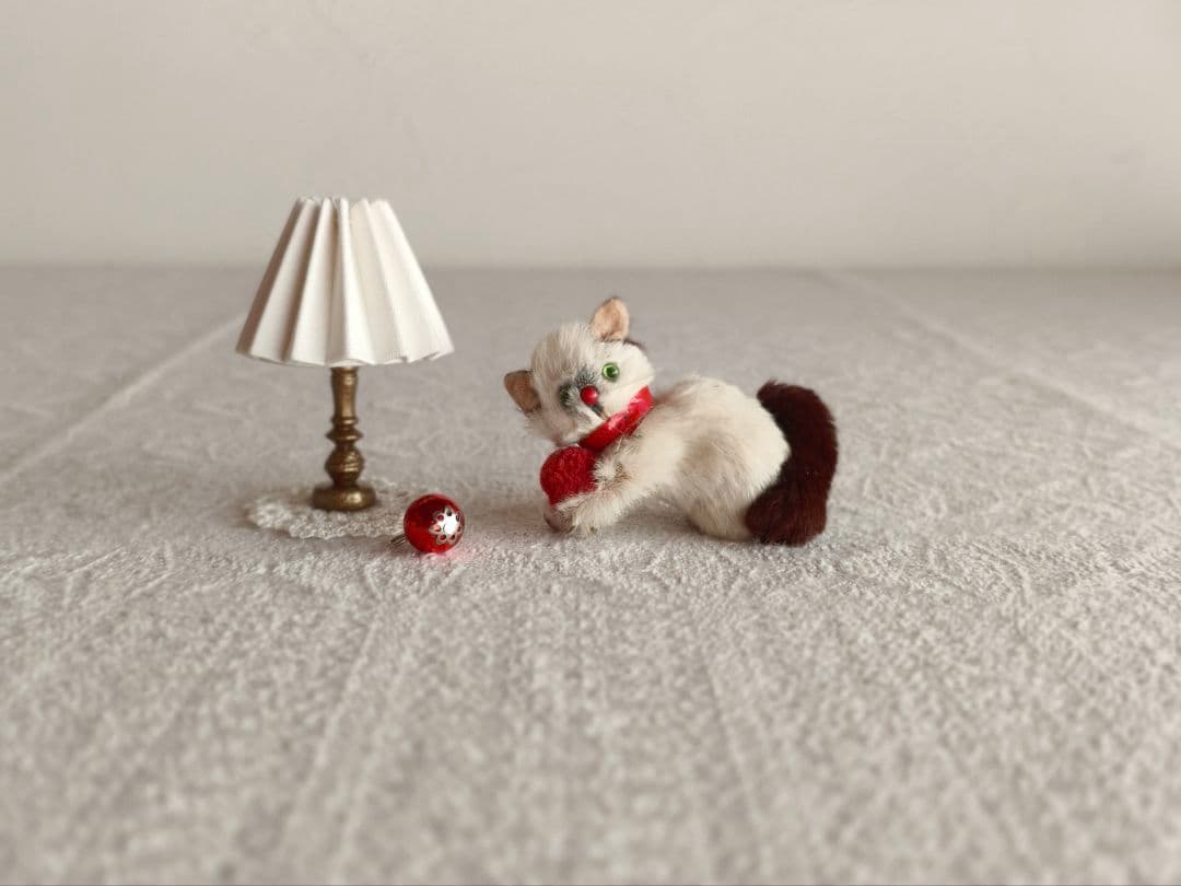 【suumaさま】vintage figure ୨୧ * 白茶 ふわふわ猫ちゃん