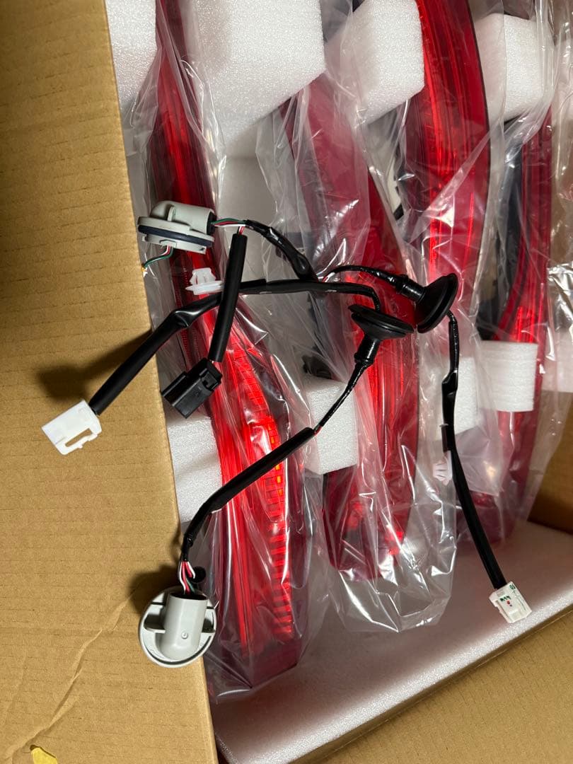 80ハリアー　純正テールランプ　4つ　ウィンカー