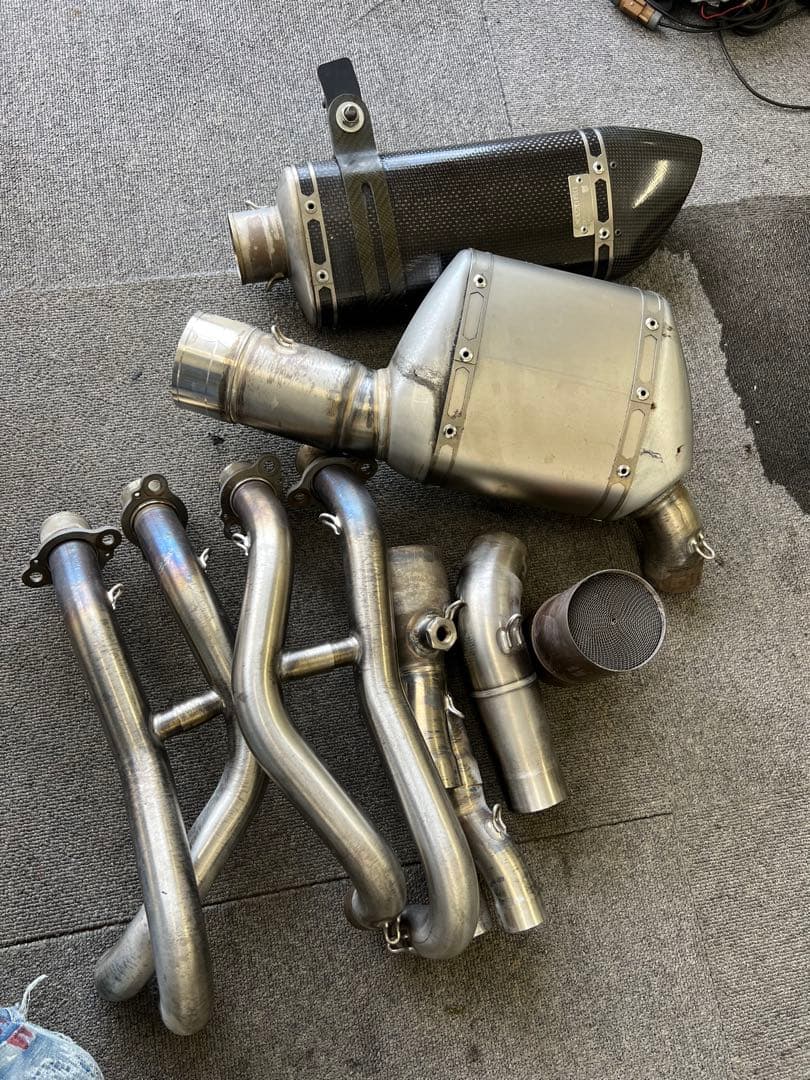 ZX-25R マフラー　zx-25r マフラーZX-4R SE マフラー