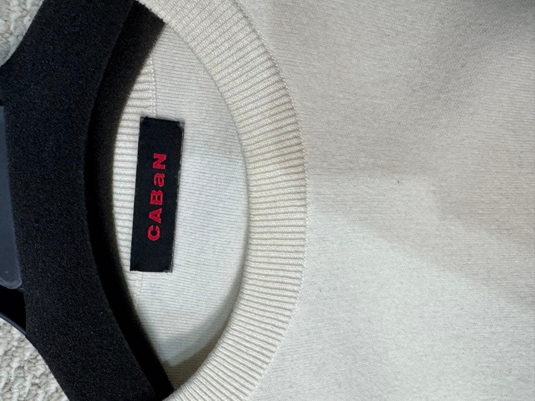 CABAN ホワイト クルーネックセーター　mサイズ　キャバン　ユニセックス
