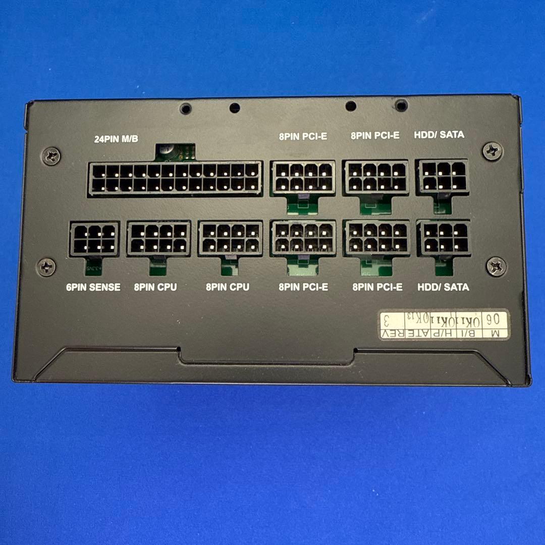 玄人志向　KRPW-GK750W/90+ 750W 電源ユニット