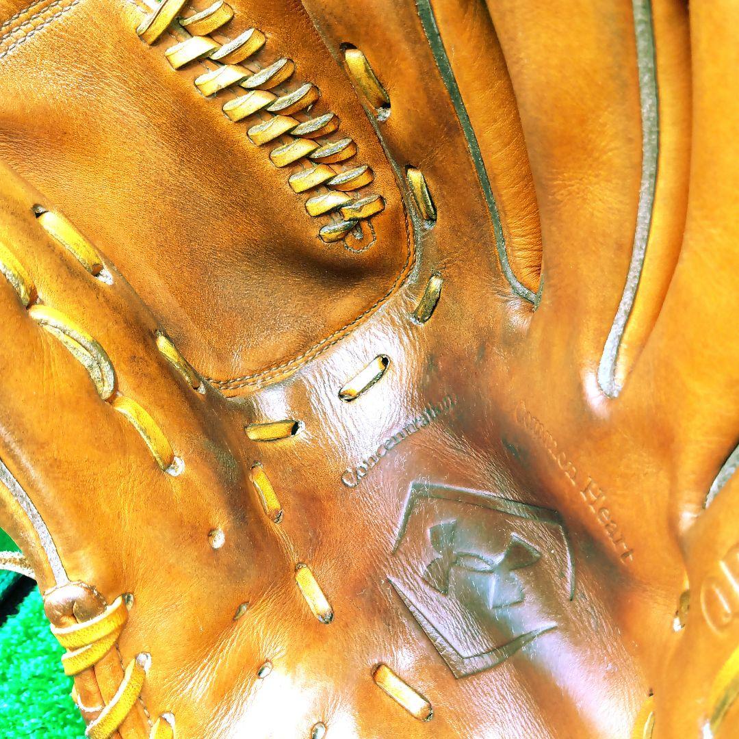 野球グローブ　一般硬式グラブ　アンダーアーマー