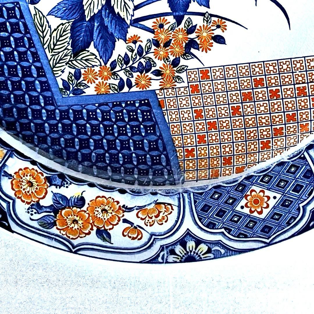 アンティーク　古伊万里　大皿　朱色と藍色がバランス良く混じり合う柄