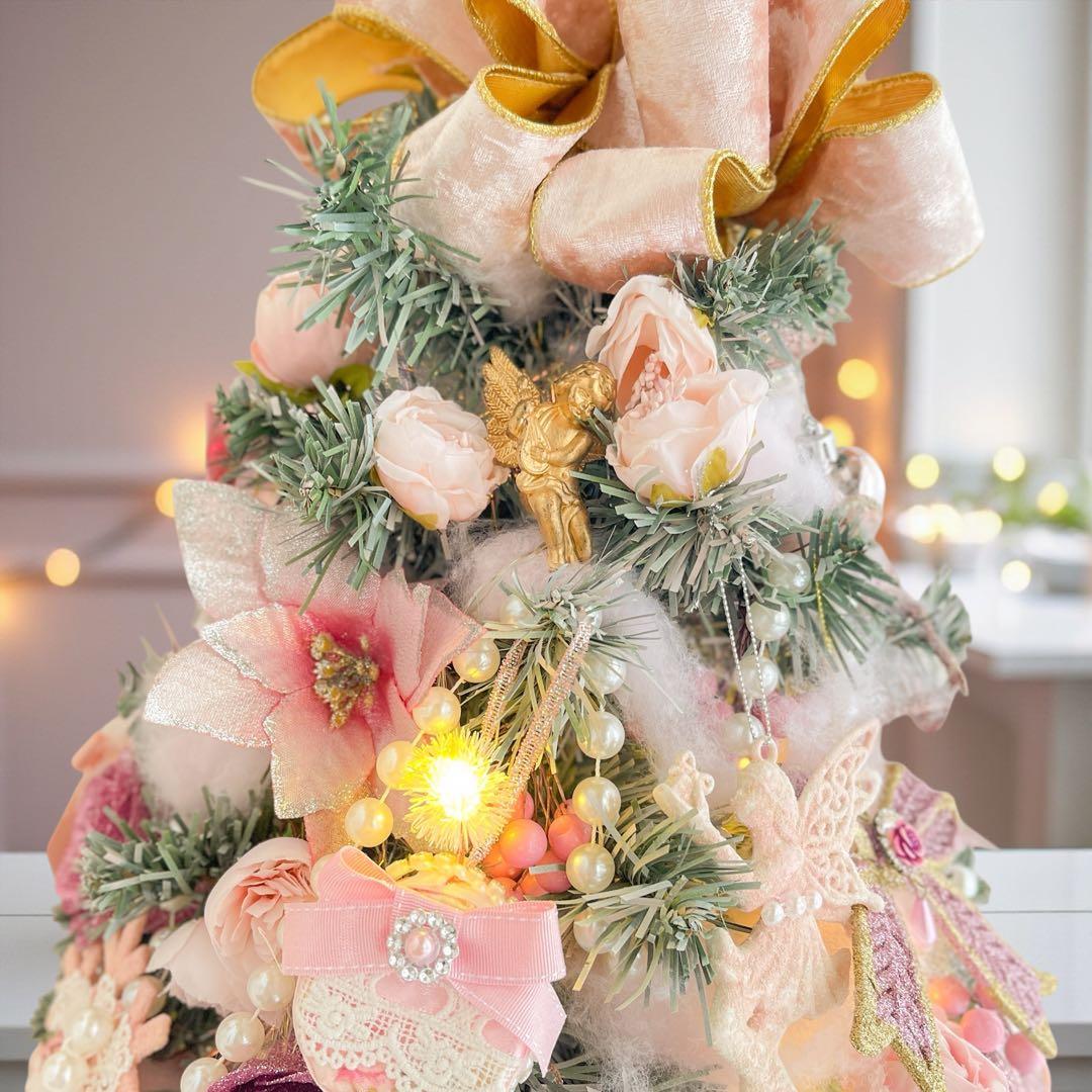 クーゲルタウンのフェアリーノエルツリー ／イルミネーション付クリスマスツリー