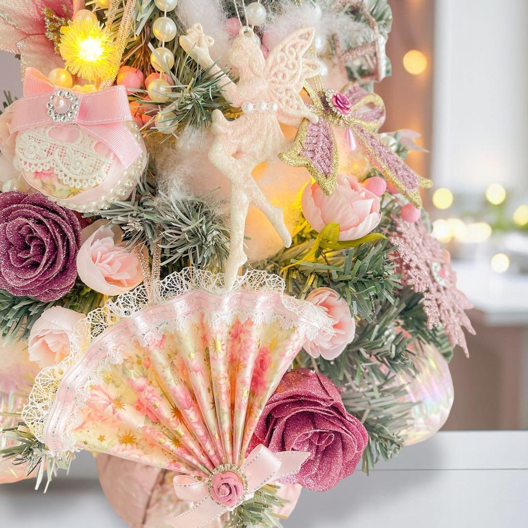 クーゲルタウンのフェアリーノエルツリー ／イルミネーション付クリスマスツリー