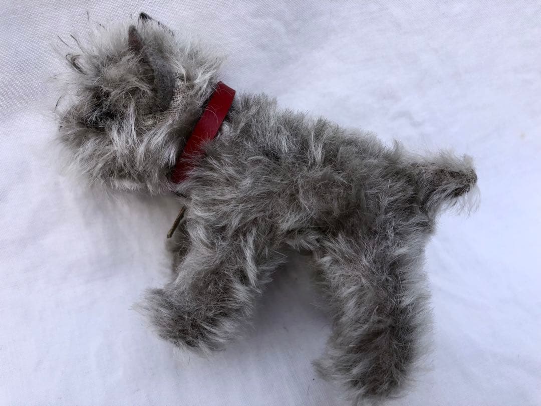 Steiff 　シュナウザーのTessi