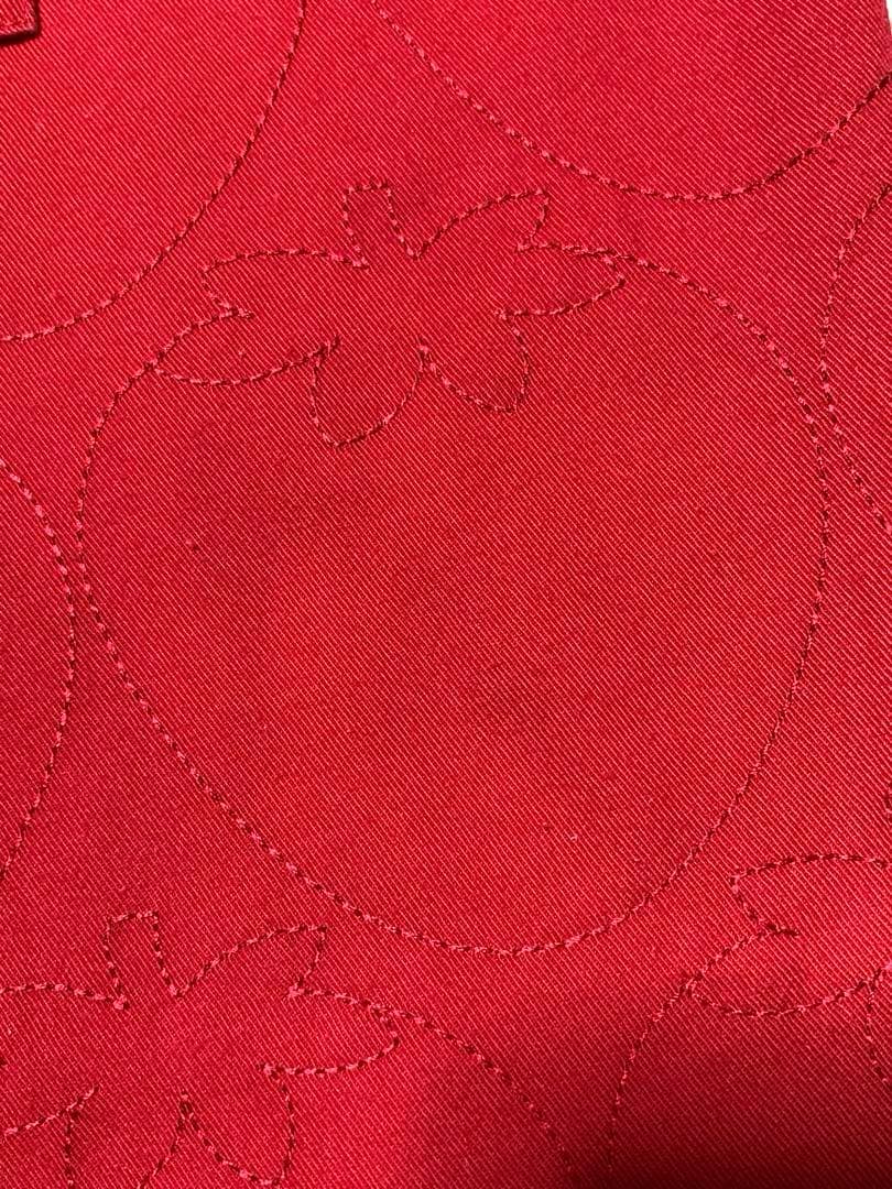 2006年製ハローキティ エプロン 赤刺繍 Sanrioサンリオ