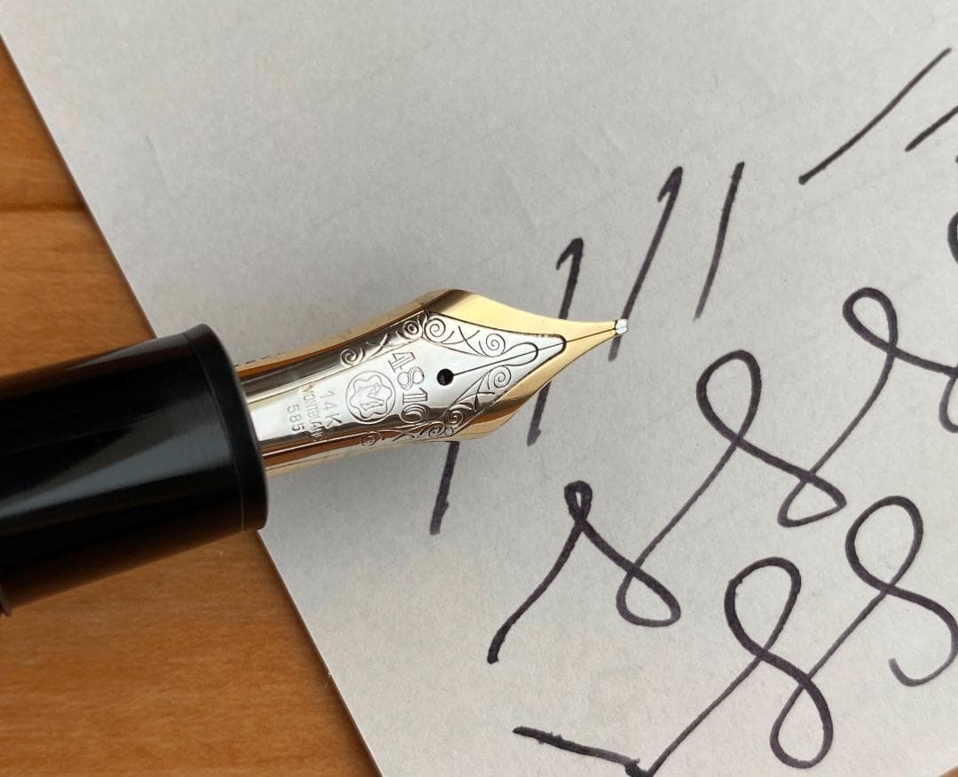 モンブラン　149 万年筆　エボナイト　マイスターシュテュック14k 中字　欠け