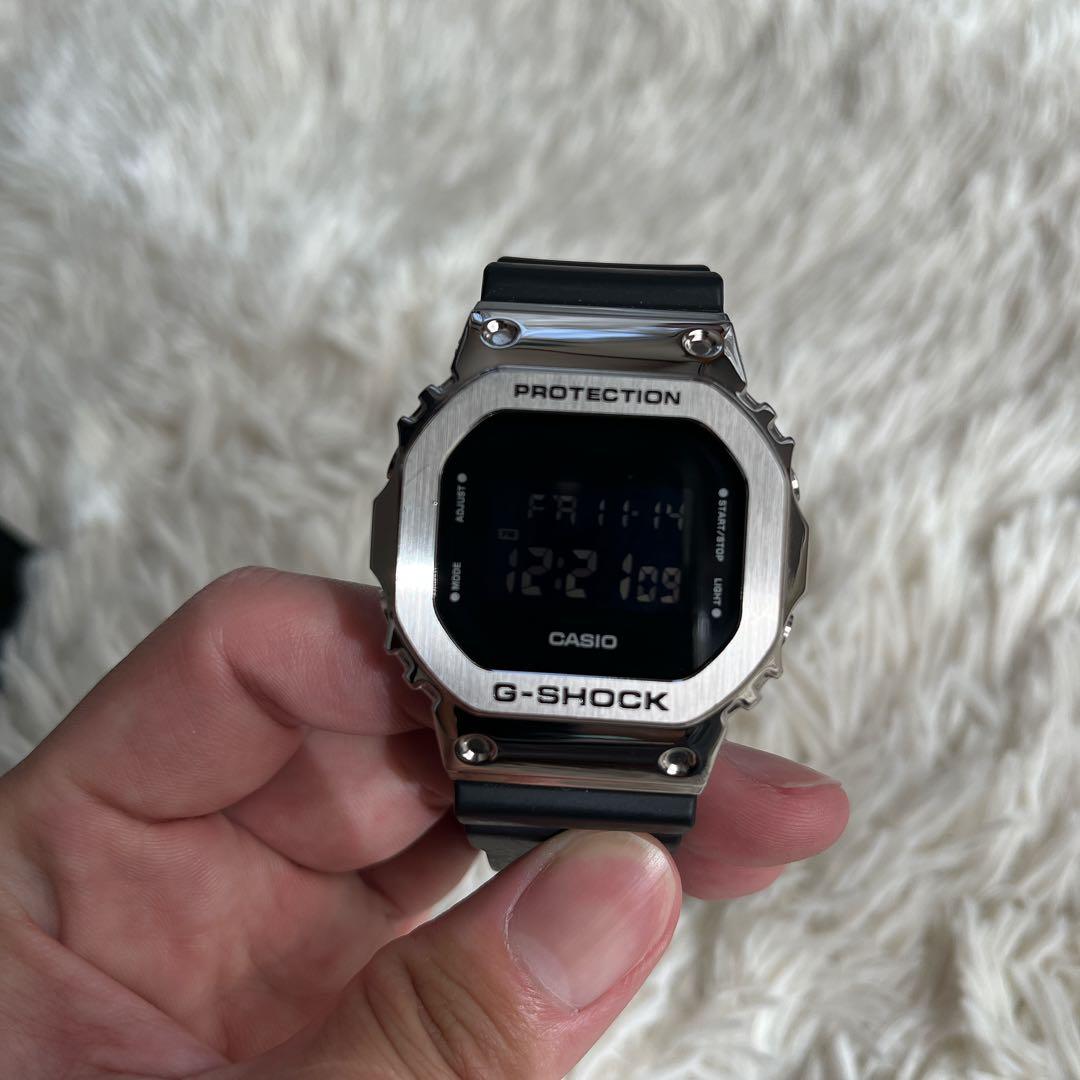 箱付き美品✨g-shock 5600 メタル　ブラック casio シルバー