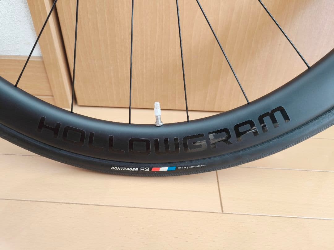 キャノンデール ホログラム R45 カーボン ホイール 前後セット(タイヤ付)