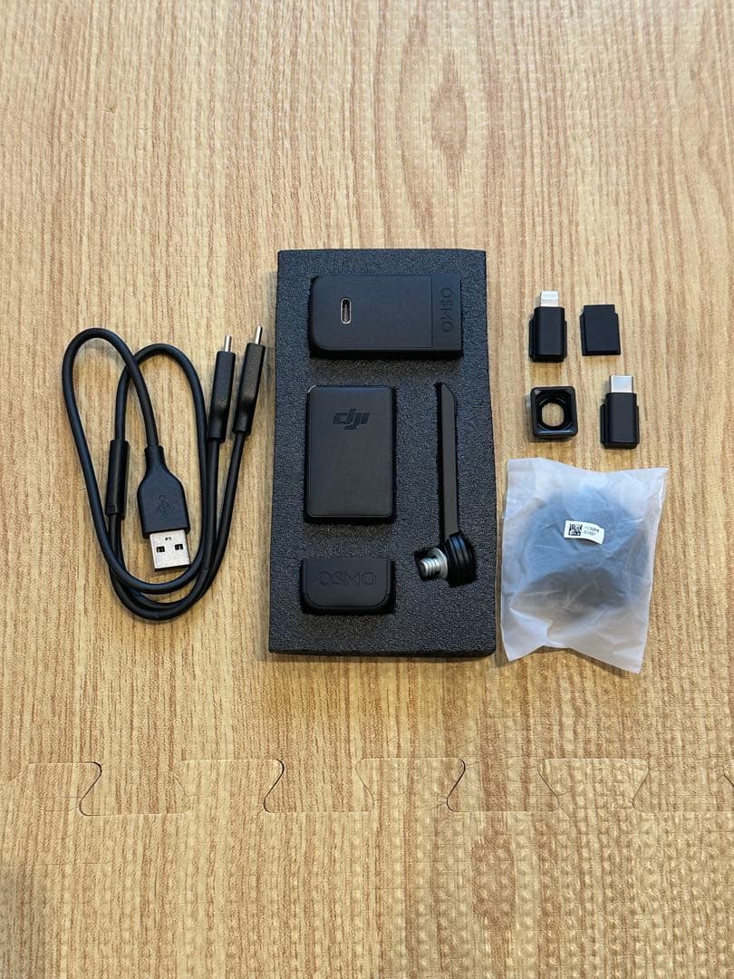 【美品、箱&おまけ付き】DJI Osmo Pocket 2 クリエイターコンボ