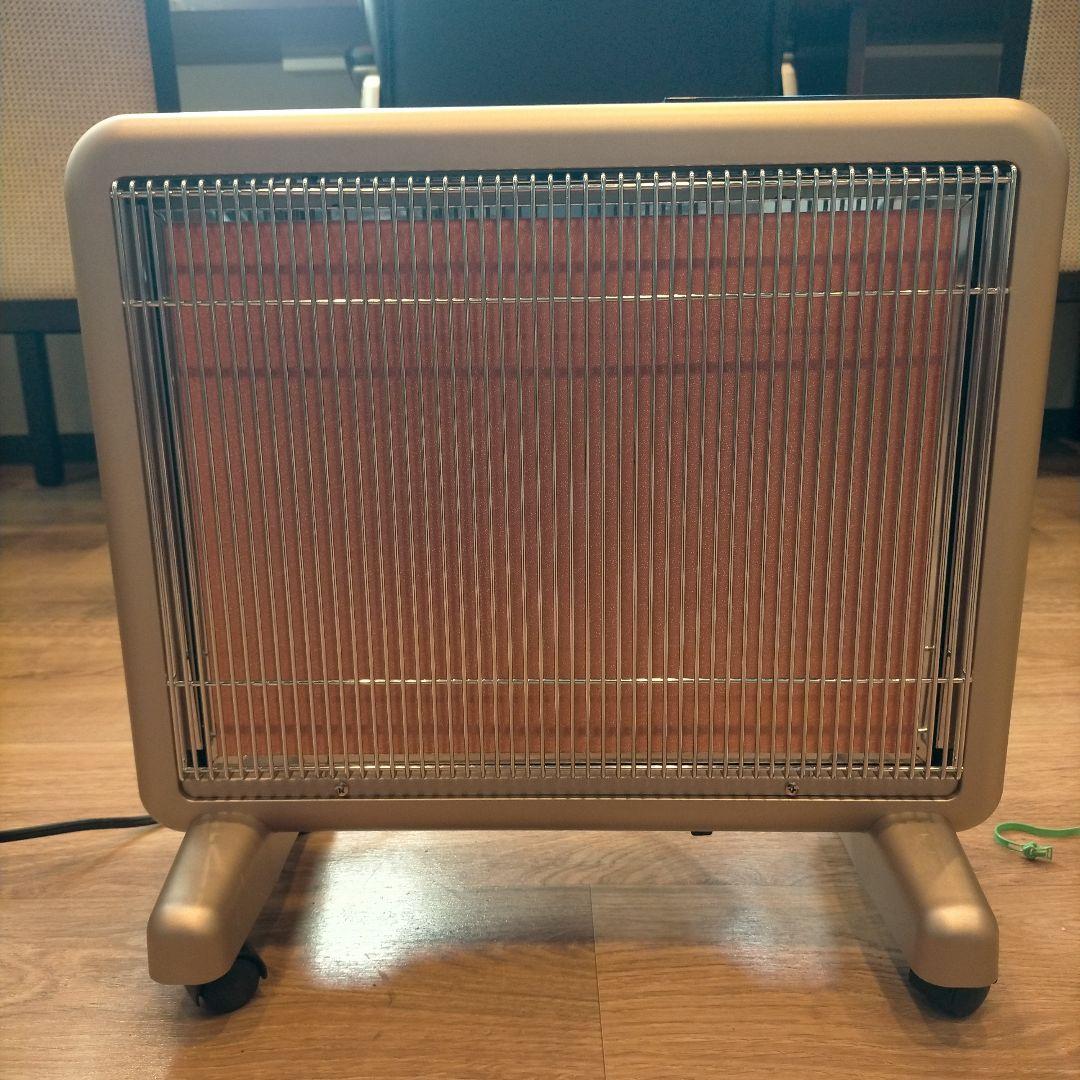 サンルミエエクセラ7 遠赤外線ヒーター