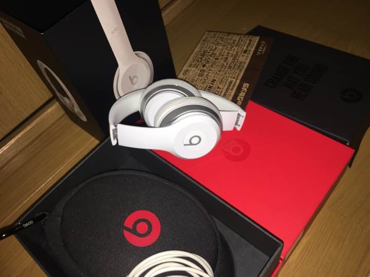 ビーツ ヘッドホン beats solo2