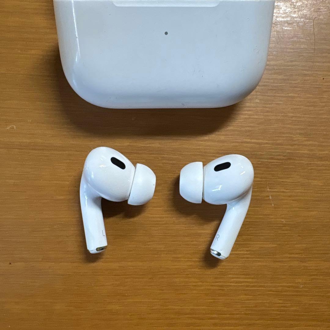 ぺぺいす様 AirPods Pro2 USB-C 右耳ジャンク