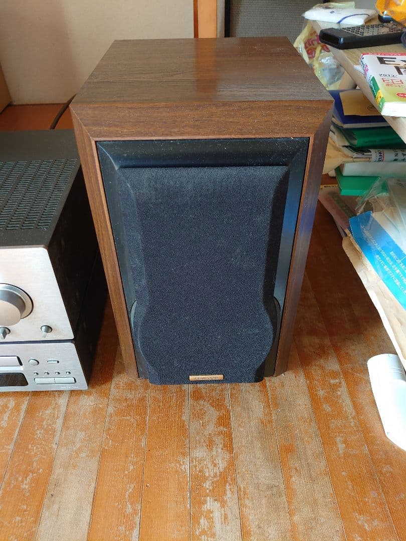 KENWOOD K,sシリーズアンプ、 CDプレーヤーとスピーカー、リモコン。