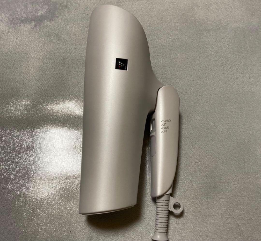 SHARP シャープ　IB-P602-W プラズマクラスタードライヤー