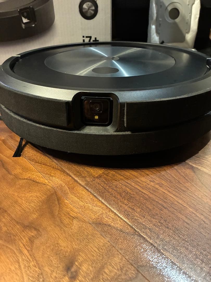 iRobot ルンバ j7+ クリーンベース付き／付属品あり