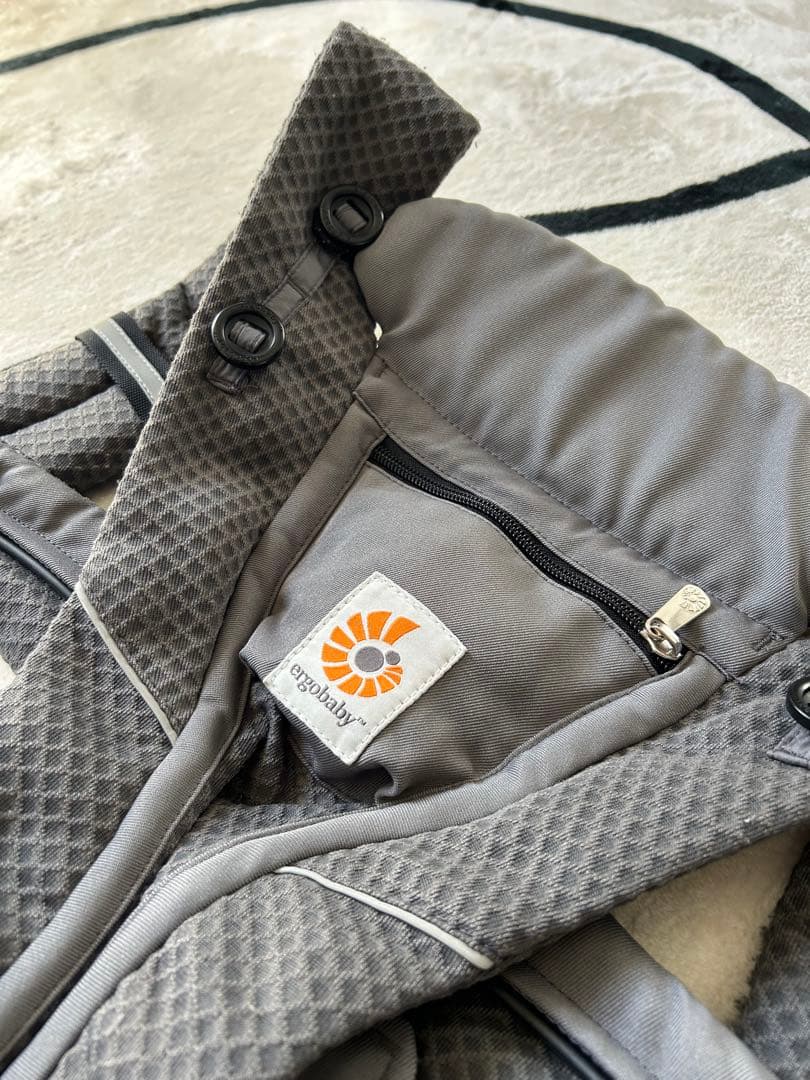ergobaby OMNI Breeze グレー