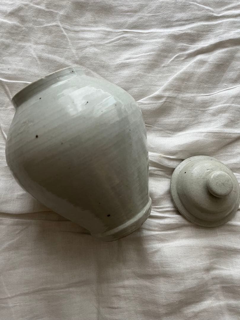 伊万里　白磁　沈香壺