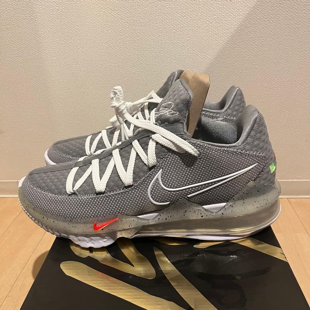 シューズ(男性用) NIKE LEBRON XVII LOW \"PATICLE GREY\"