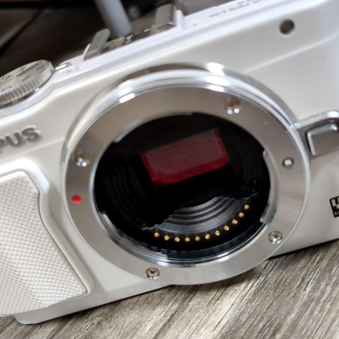 【美品】OLYMPUS PEN Lite E-PL6 【ボディ+付属品】 本体