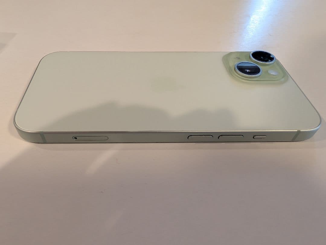 【美品 最終値下げ】iPhone 15 128GB SIMフリー