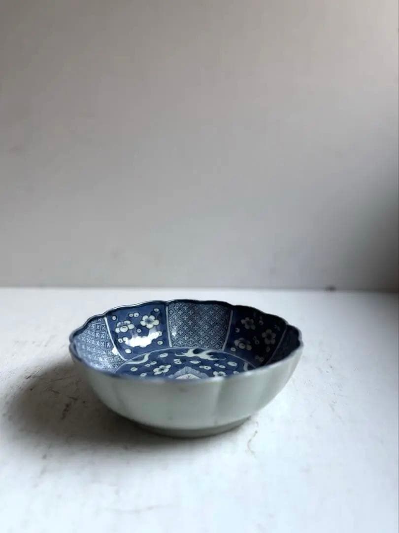 783 骨董 アンティーク 古伊万里 染付け 梅紋輪花なます皿 5寸 幕末 上物