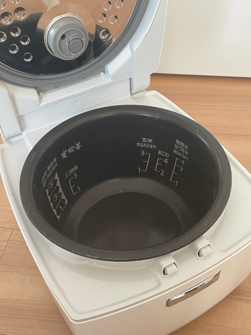 三菱電機 炊飯器 NJ-VV103 IHジャー炊飯器　三菱　5.5合　ホワイト